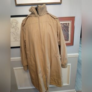 Fox Run Vintage Tan coat Womens Size Medium
